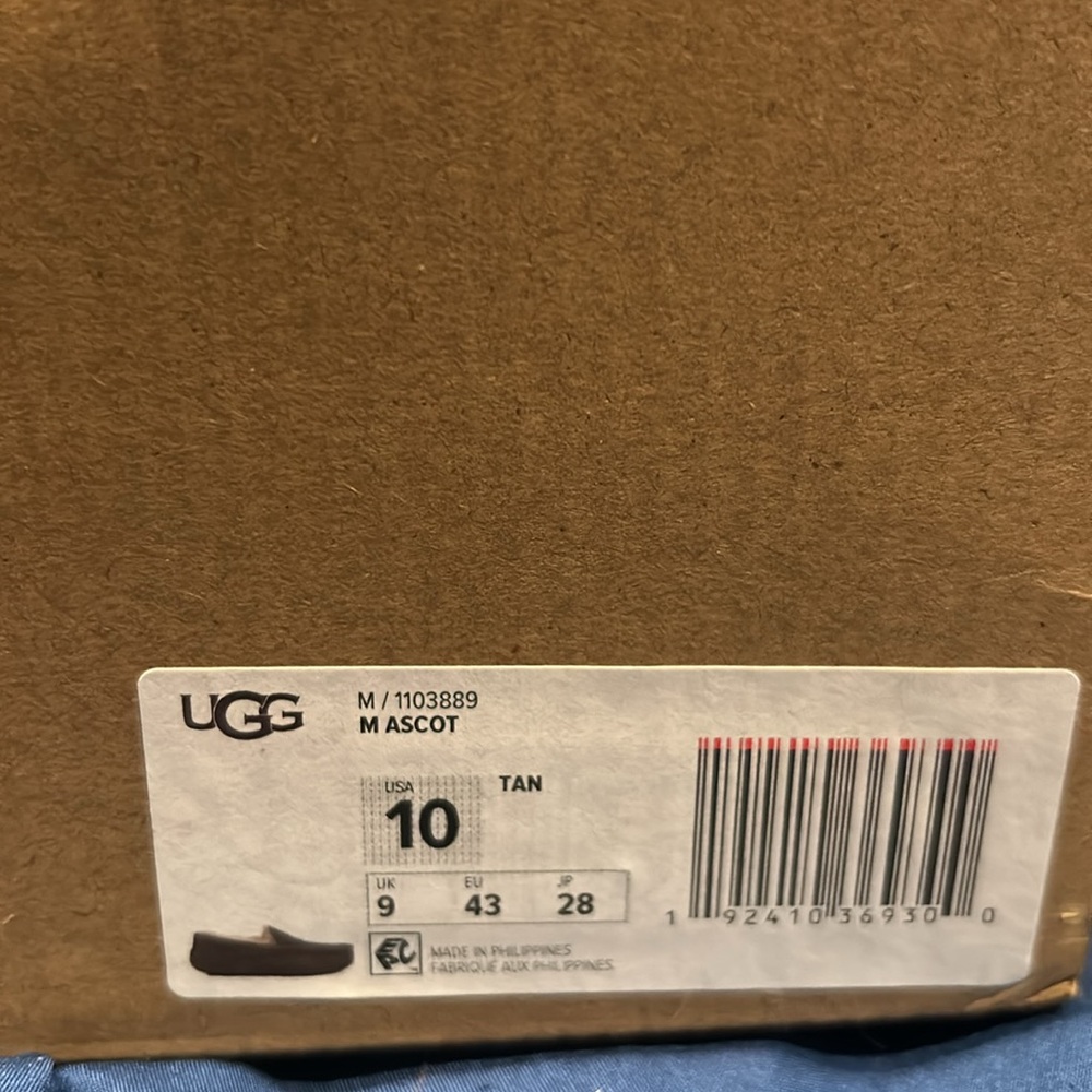 UGG- ascot, tan, men QS - Picture 5 of 6